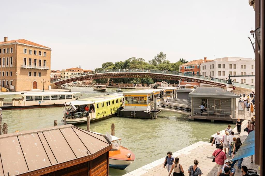 Venice Luxury Suites Exterior photo